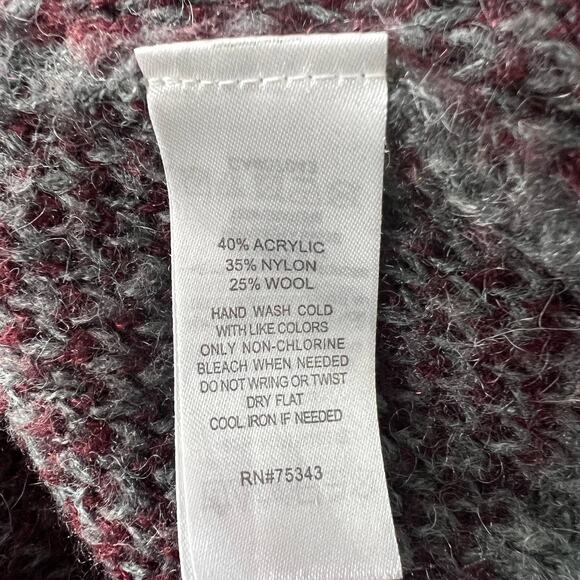 Between You & Me Wool Blend Chunky Grandpa Cardigan Size Small - Picture 9 of 9